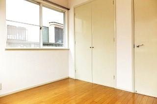 �y�����E���r���O�z�@