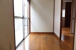 �y�����E���r���O�z�@