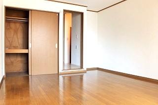 �y���ԁE���r���O�z�@���m����9����