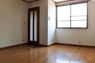 �y���ԁE���r���O�z�@