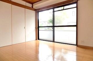 �y���ԁE���r���O�z�@���m��5.9����