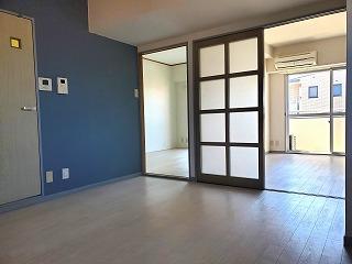 �y���ԁE���r���O�z�@���t�@�~���[�E�J�b�v���E���[���V�F�A���ɂ��X�X���I��