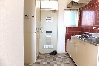 �y�����E���r���O�z�@