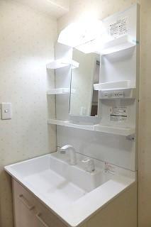 �y���ʏ��z�@���V�����[�t�����ʉ��ϑ䁙