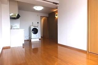 �y���ԁE���r���O�z�@��2�l�ł̌�������\�ł��@��