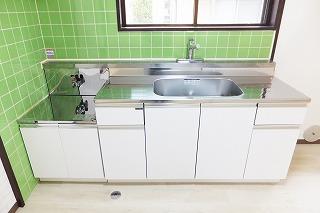 �y�L�b�`���z�@���傫�ȃL�b�`�� �L�X�g���Ă������y�X��