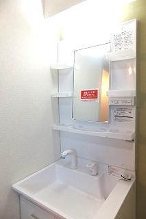 �y���ʏ��z�@���V�����[�t�����ʉ��ϑ�@���ʏ��͓Ɨ����Ă��܂���